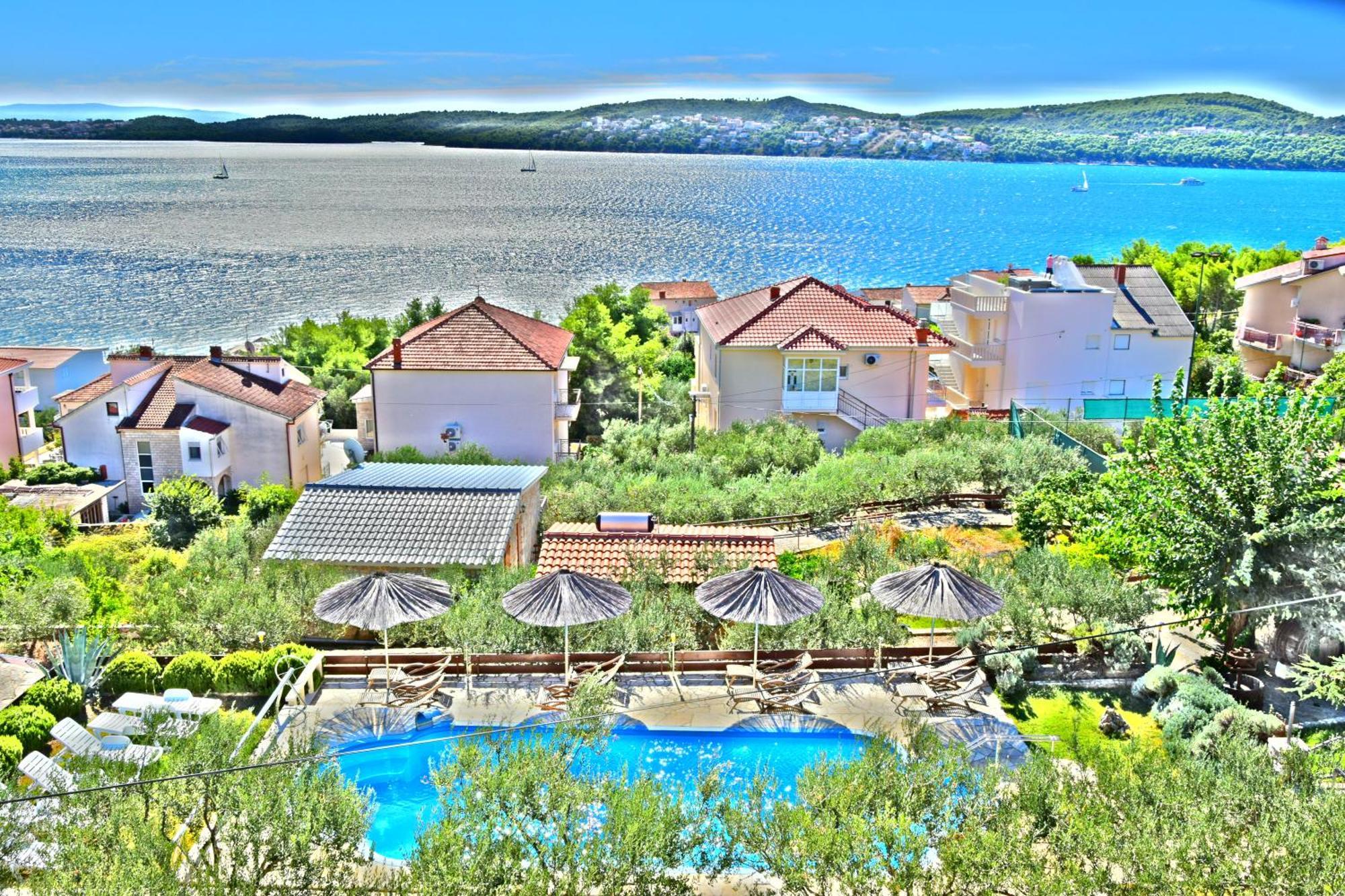 Apartment Julio Trogir Extérieur photo